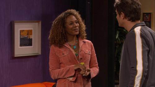 Half & Half Season 2 Episode 14 - The Big Love Is Here and Now You're Gone Episode