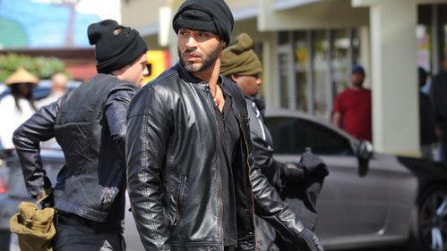 Graceland Season 1 Episode 11 - Happy Endings