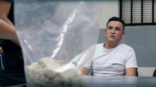 To Catch a Smuggler Season 6 Episode 1 - Mom to the rescue