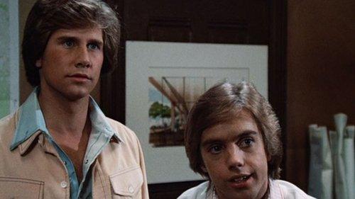 The Hardy Boys / Nancy Drew Mysteries Season 1 Episode 3 - The Mystery of Witches' Hollow