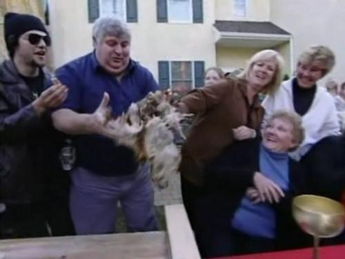 Viva La Bam Season 1 Episode 3 - The Family Reunion