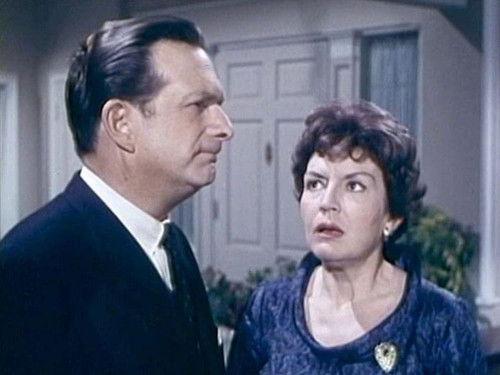 Hazel Season 4 Episode 14 - Hazel Squares the Triangle