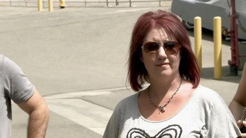 Storage Hunters Season 2 Episode 15 - Men at War