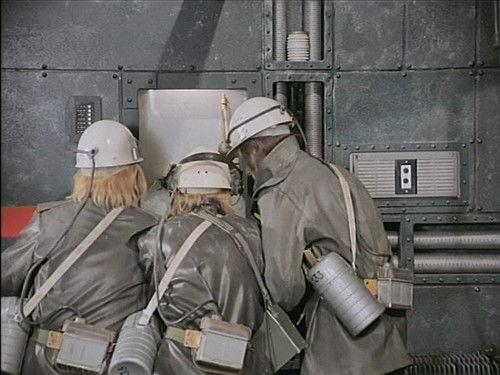 Ghosts from Outside Season 1 Episode 9 - The settle night