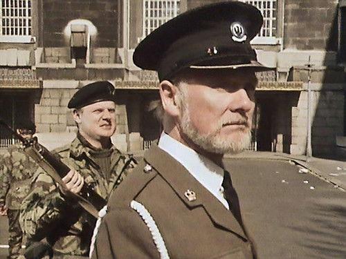 The Day of the Triffids Season 1 Episode 3 - Episode 3