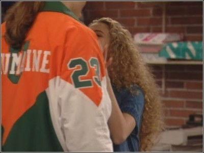 Married... with Children Season 9 Episode 24 - Radio Free Trumaine