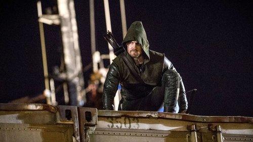 Arrow Season 5 Episode 17 - Kapiushon