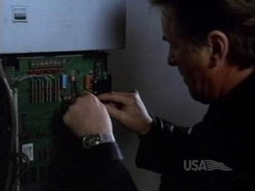 Nash Bridges Season 5 Episode 5 - High Society