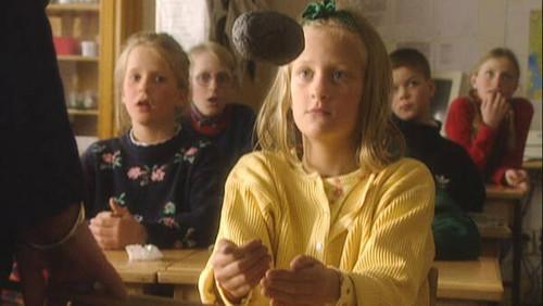 Julkalendern Season 37 Episode 15 - Episode 15