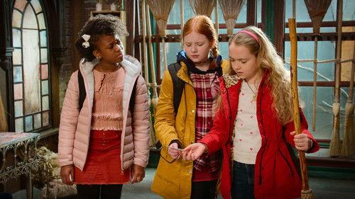 Scaredy Cats Season 1 Episode 2 - If the Hat Fits...