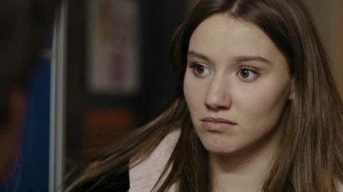 SKAM France Season 3 Episode 4 - The boy who was afraid of the dark