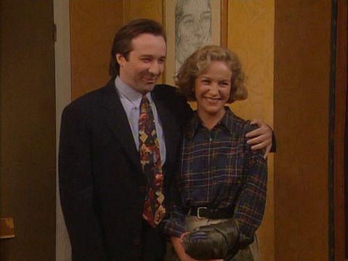 Drop the Dead Donkey Season 4 Episode 5 - Helen's Parents