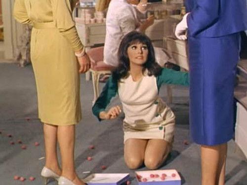 That Girl Season 1 Episode 20 - Gone With the Breeze