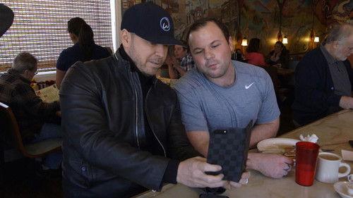 Wahlburgers Season 8 Episode 6 - Wahl Around The World