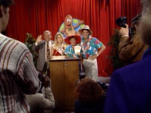 Married... with Children Season 5 Episode 18 - Weenie Tot Lovers & Other Strangers