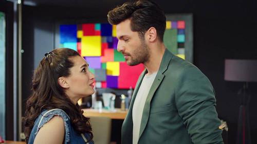 Hayatimin Aski Season 1 Episode 5 - Episode 5