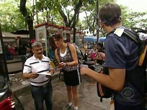 The Amazing Race Season 14 Episode 8 - Rooting Around in People's Mouths Could Be Unpleasant