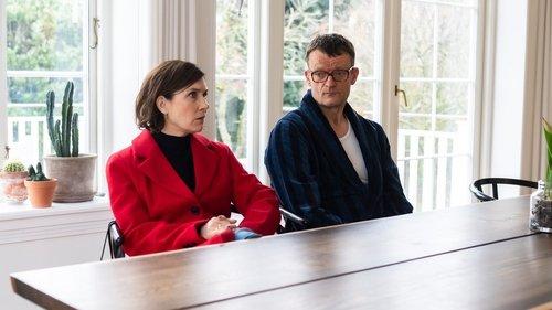 Klovn Season 10 Episode 6 - The Wounded Animal on the Savannah