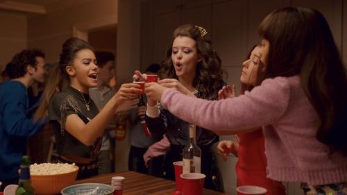 Ginny & Georgia Season 2 Episode 4 - Happy My Birthday to You