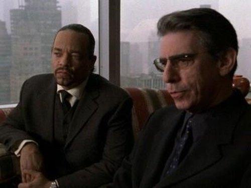 Law & Order: Special Victims Unit Season 2 Episode 17 - Folly