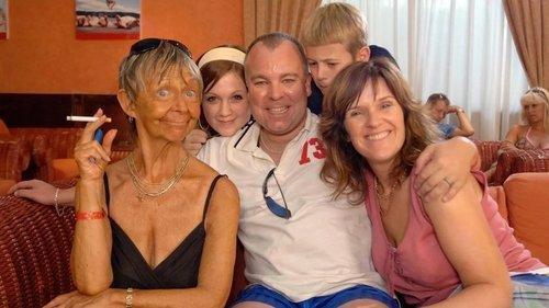 Benidorm Season 1 Episode 3 - Episode 3