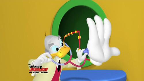 Mickey Mouse Clubhouse Season 2 Episode 3 - Mickey’s Handy Helpers