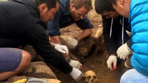 Expedition Unknown Season 2 Episode 2 - Genghis Khan's Tomb