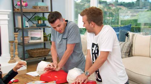 Growing Up Chrisley Season 2 Episode 6 - Lifeguarding for Dummies