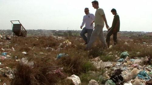 Around the World for Free Season 1 Episode 10 - Living History in Cambodia and Vietnam