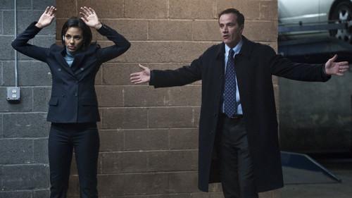 White Collar Season 1 Episode 14 - Out of the Box