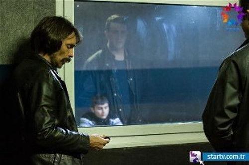 Behzat Ç.: An Ankara Policeman Season 3 Episode 11 - Cinayet Büro öldürülen üniversite öğrencisinin izinde!