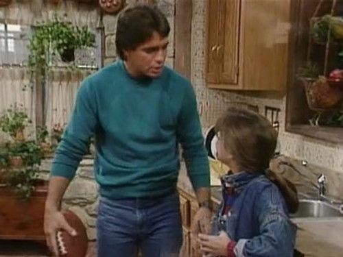 Who's the Boss? Season 1 Episode 3 - Angela's First Fight