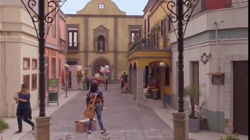 Albertano Contra los Mostros Season 1 Episode 1 - El extraño retorno de Albertano Santa Cruz