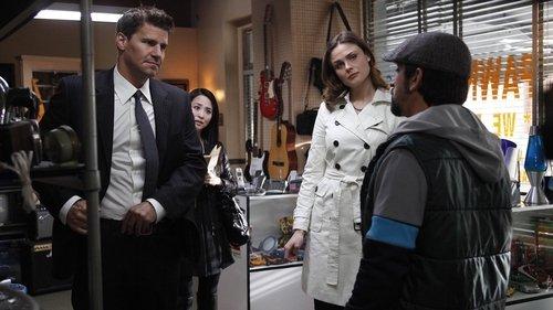 Bones Season 5 Episode 15 - The Bones on the Blue Line