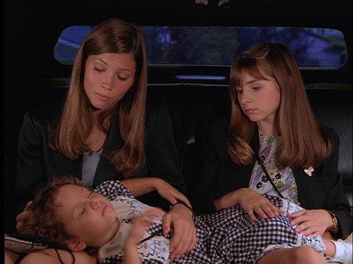 7th Heaven Season 1 Episode 4 - No Funerals and a Wedding