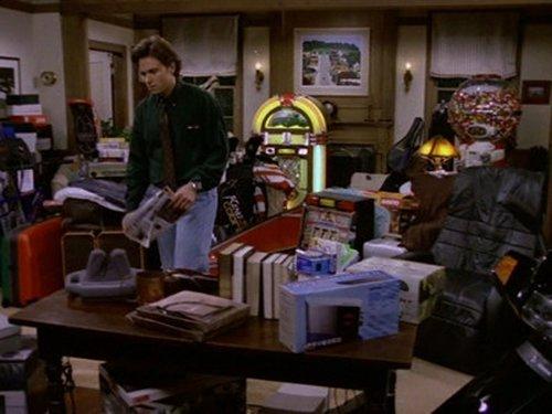 Wings Season 7 Episode 6 - She's Gotta Have It