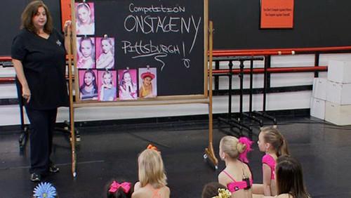 Dance Moms Season 1 Episode 4 - Stealing the Show