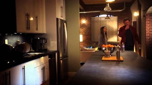 Nikita Season 1 Episode 17 - Covenants