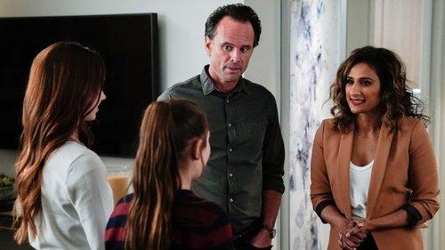 The Unicorn Season 1 Episode 11 - If It Doesn't Spark Joy