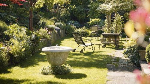 Hinter den Hecken Season 3 Episode 1 - The climatic experiment garden