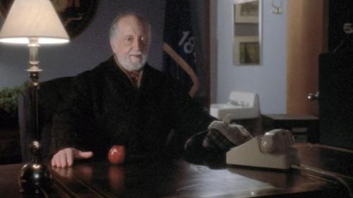 Picket Fences Season 2 Episode 15 - Divine Recall