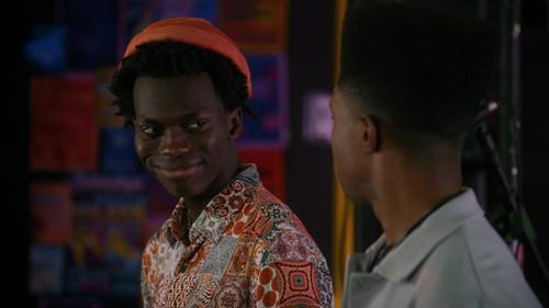 Saturdays Season 1 Episode 13 - The Return of Roxie