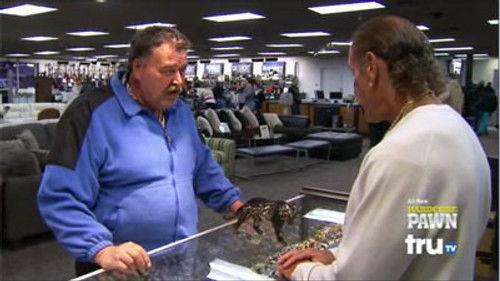 Hardcore Pawn Season 4 Episode 5 - Les Loses It