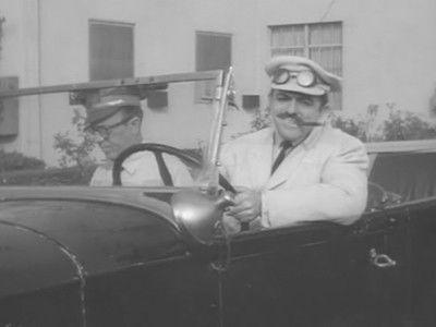 undefined Season 2 Episode 13 - Portrait of Gomez