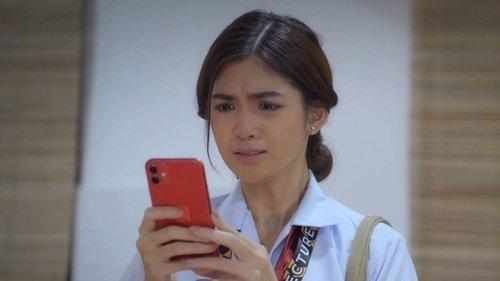 The Rain in España Season 1 Episode 6 - Take Yourself to the Moon