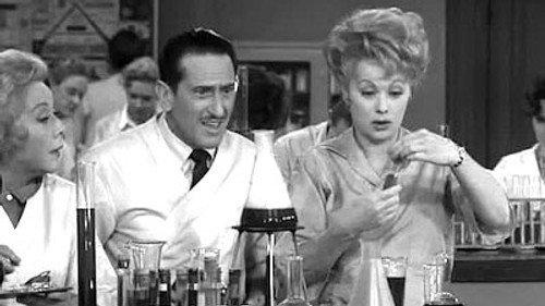 The Lucy Show Season 1 Episode 26 - Lucy and Viv Take Up Chemistry