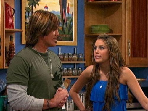 Hannah Montana Season 3 Episode 19 - He Could Be the One (2)