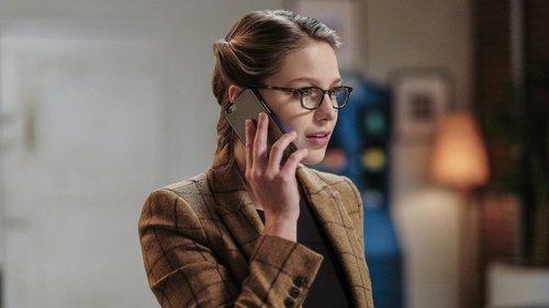 Supergirl Season 2 Episode 15 - Exodus