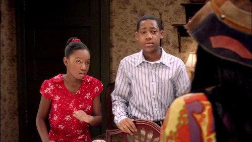 Everybody Hates Chris Season 3 Episode 19 - Everybody Hates Being Cool