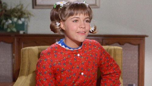 Gidget Season 1 Episode 12 - Chivalry Isn't Dead